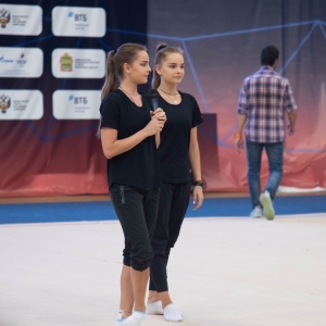 Известные гимнастки дали мастер-класс юным пензенским спортсменкам